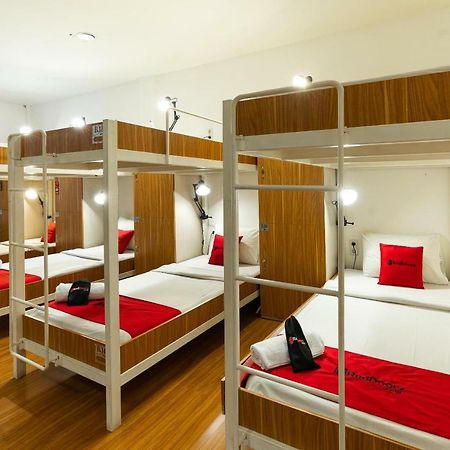 Reddoorz Hostel @ Dago 2 Bandung Eksteriør billede