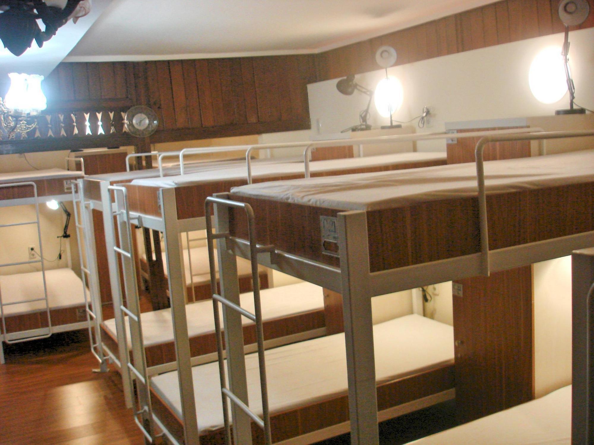 Reddoorz Hostel @ Dago 2 Bandung Eksteriør billede