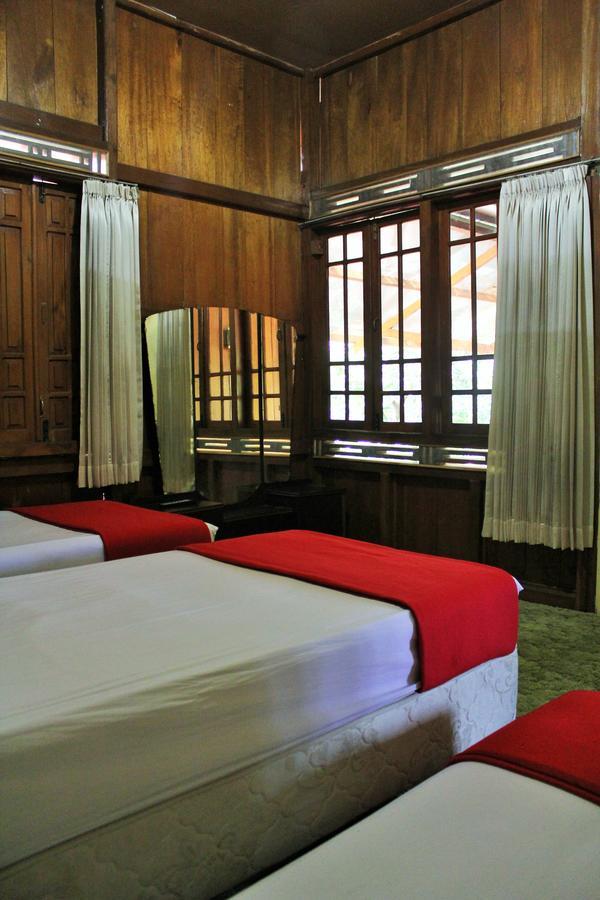 Reddoorz Hostel @ Dago 2 Bandung Eksteriør billede