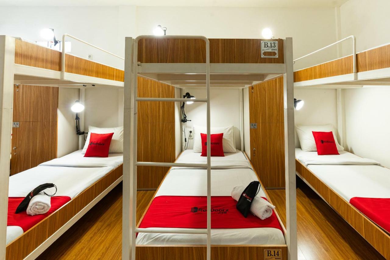 Reddoorz Hostel @ Dago 2 Bandung Eksteriør billede