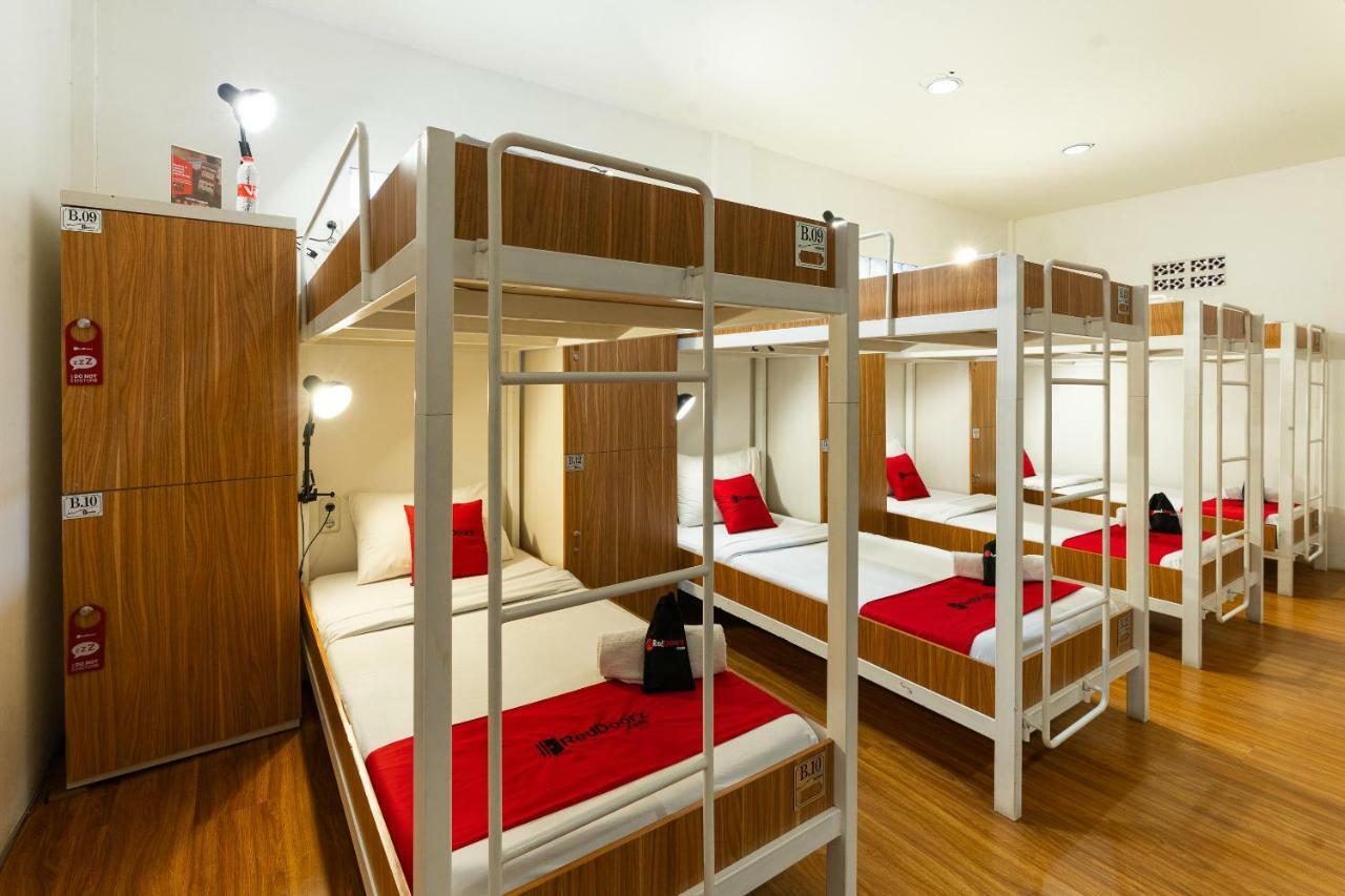 Reddoorz Hostel @ Dago 2 Bandung Eksteriør billede