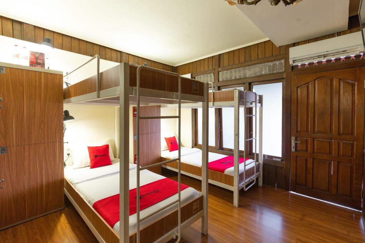 Reddoorz Hostel @ Dago 2 Bandung Eksteriør billede